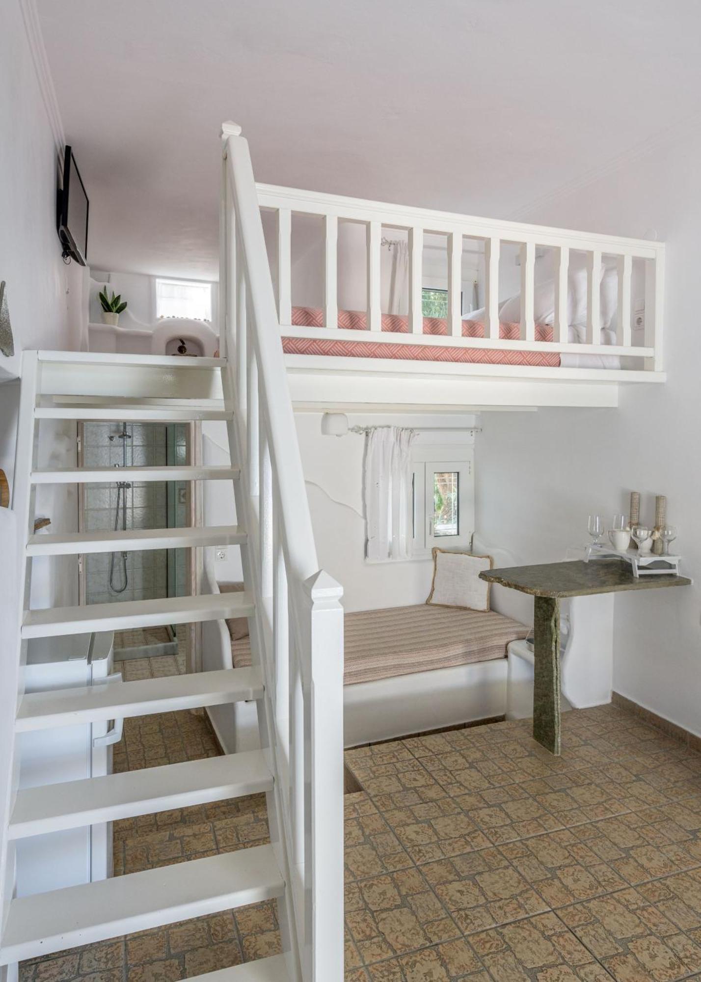 Floras Rooms Pollonia ภายนอก รูปภาพ