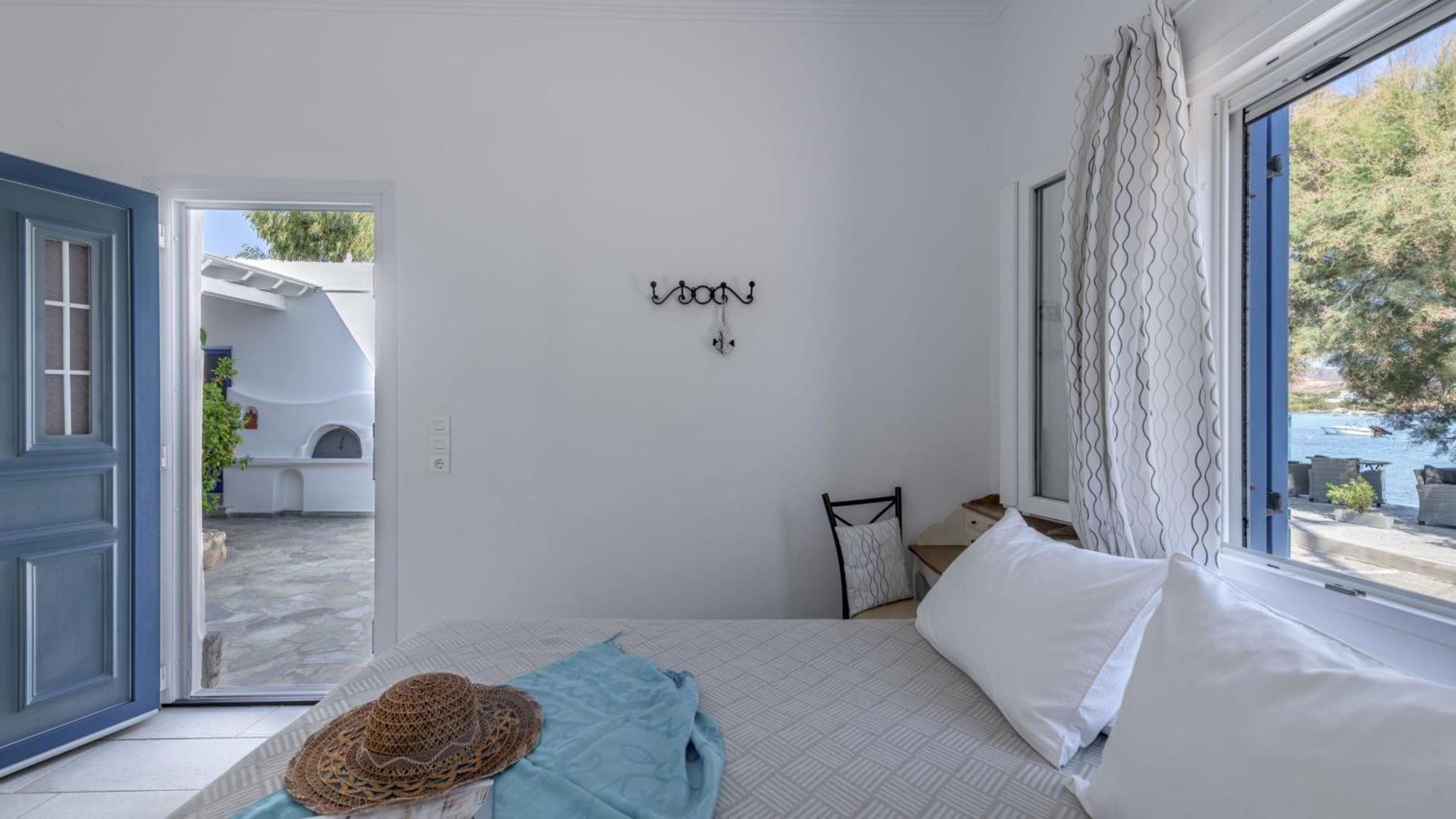 Floras Rooms Pollonia ภายนอก รูปภาพ